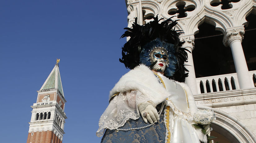 Benátky, karneval, masky, Námestie svätého...
