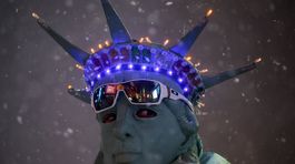 Podnikavý Newyorčan postavil počas búrky iglú 'hotel'. Cena za noc vyrazí dych