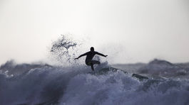 Kamčatka ako raj surfistov? Ale áno. Hoci aj v treskúcej zime