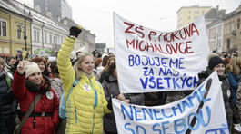 Niektorí žiaci nedostanú pre štrajk polročné vysvedčenia