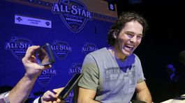 Z hrdinov sú tréneri či podnikatelia. A Jágr stále hrá