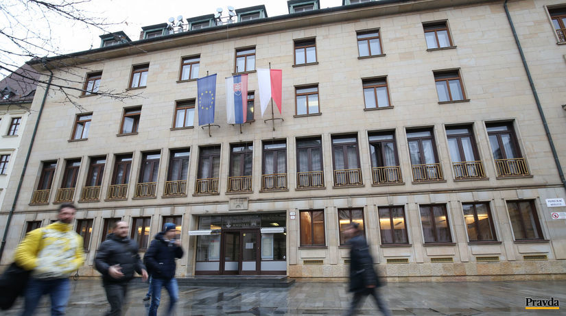 Bratislavský magistrát vykúri kancelárie len na 19 stupňov