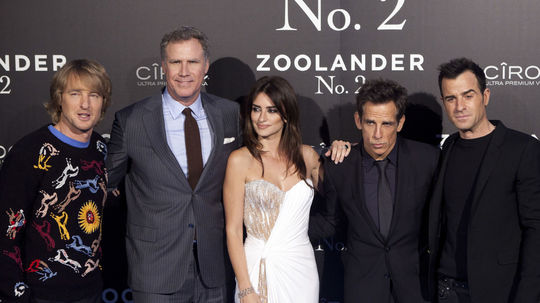 Zľava:  Owen Wilson, Will Ferrell, Penelope...