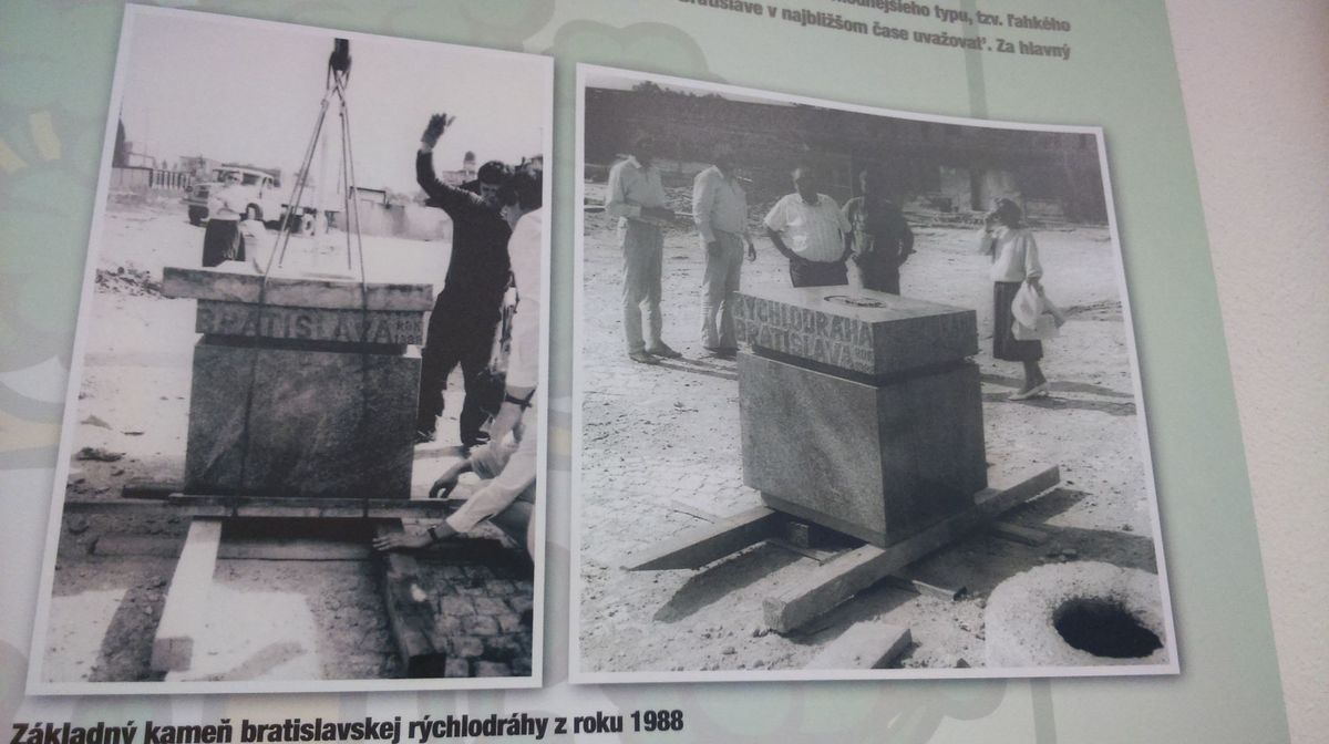 Základný kameň bratislavskej rýchlodráhy z roku...