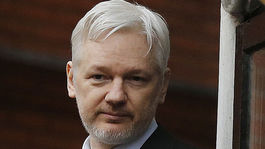 Assange vyhral bitku, ale nie slobodu