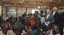 Dvojitý samovražedný útok v Nigérii zabil až 60 ľudí