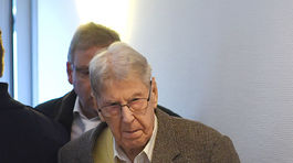 V Nemecku sa začal súd s 94-ročným bývalým dozorcom z Osvienčimu