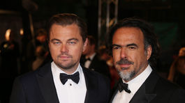 Herec Leonardo Di Caprio (vľavo) a režisér Alejandro Gonzalez Inarritu.