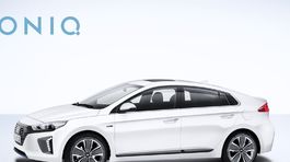 Hyundai Ioniq - 2016