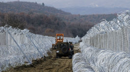 EÚ dá Macedónsku ďalšie milióny eur na pomoc migrantom, nie však na plot