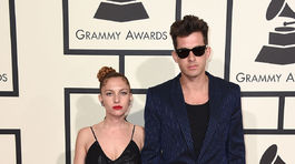 Modelka Josephine de La Baume a hudobník a producent Mark Ronson.