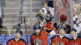 Jágr prekonal Bretta Hulla, Chára dvakrát asistoval