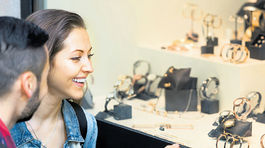 Svet prichádza o presnosť podľa švajčiarskych hodiniek