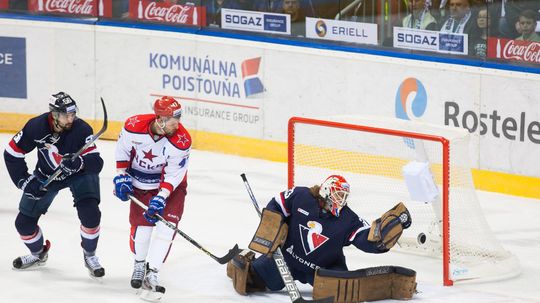 Barry Brust, Alexander Radulov