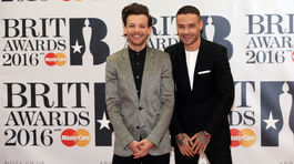Na zábere Louis Tomlinson (vľavo) a Liam Payne z formácie One Direction.