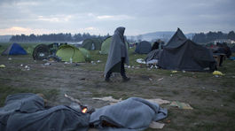 Na ceste Gréckom je 25-tisíc utečencov, putujú na sever