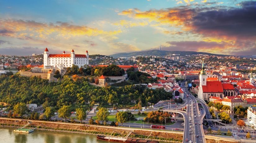 Bratislava, Bratislavský hrad, dóm, Most SNP