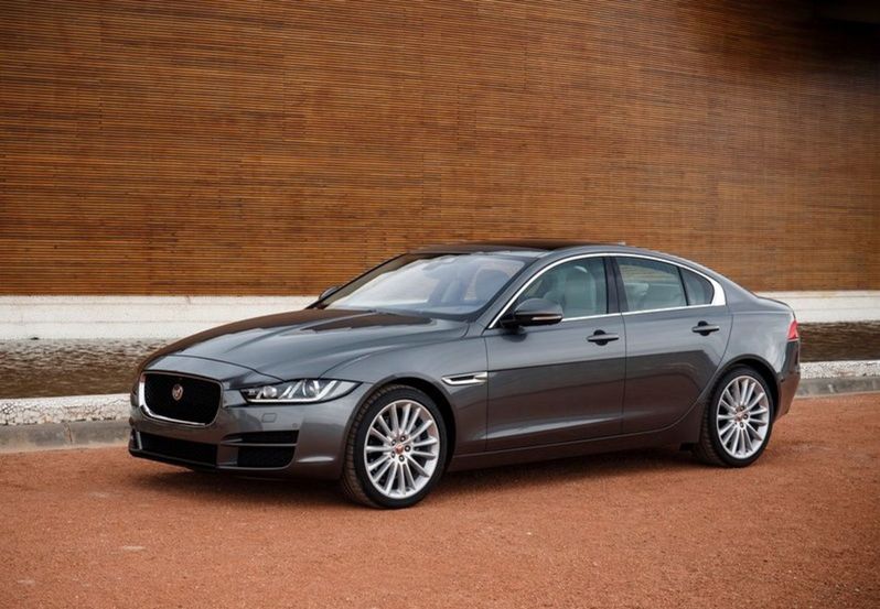 5. Jaguar XE - 163 bodov