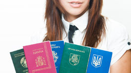 Ukrajina odoberie penzie občanom Donbasu, ak získajú ruský pas