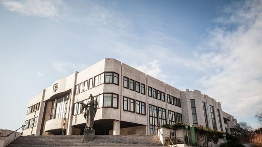 Prieskum Ipsos: Voľby by vyhralo PS, Hlas piaty