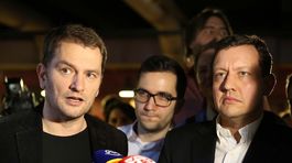 Atmosféra v centrálach: OĽaNO a SaS oslavuje, v KDH či Sieti nálada mrzne