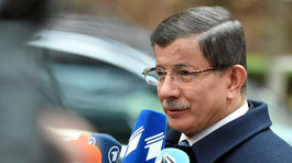 Dohodu s Ankarou odložili, Merkelová hovorí o možnom prielome