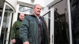 Do parlamentu pribudnú extrémisti aj čierna vdova