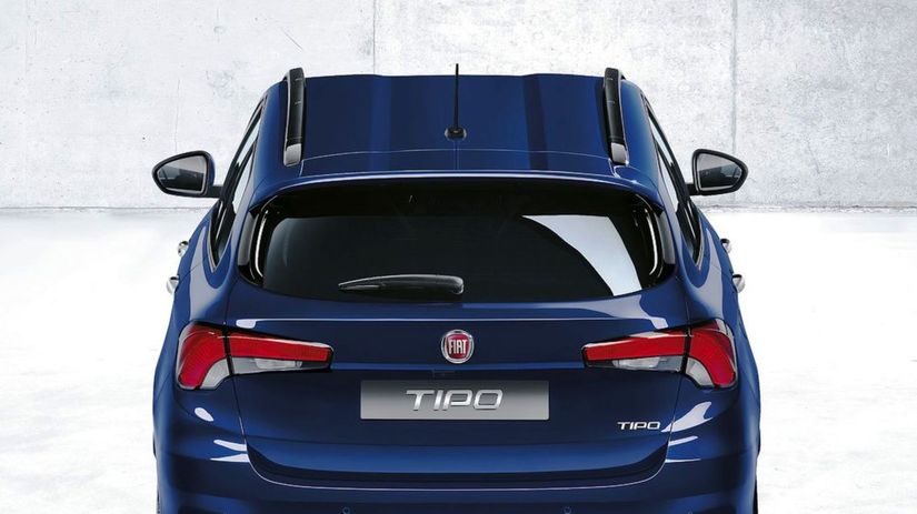 Kombi aj hatchback používajú drahšie delené...