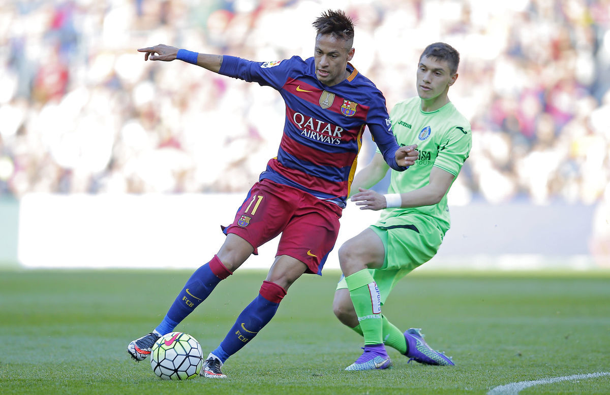 Neymar v drese Barcelony.