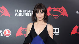 Mary Elizabeth Winstead 