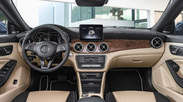 Mercedes-Benz CLA - 2015