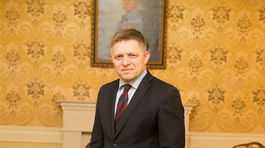 Fico ostáva v nemocnici aj v piatok, prijali ho s podozrením na infarkt