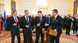 Štvorkoalícia: Zatiaľ bez veľkej kritiky, až na učiteľov