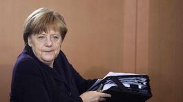 IS podnecuje k útokom na úrad Merkelovej a letisko Kolín-Bonn