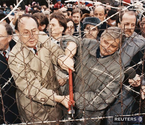 Hans-Dietrich Genscher bol jednou z ústredných...