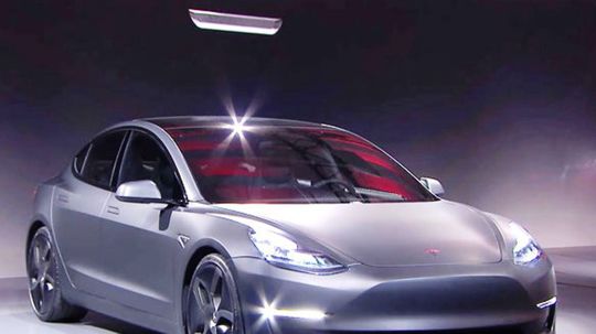 Tesla Model 3 - 2017 