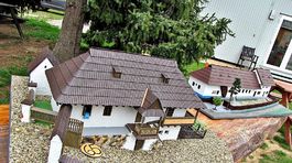 Rodné domy velikánov susedia v Podolí