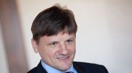 Hlina nevylučuje, že KDH podporí v prezidentských voľbách Františka Mikloška