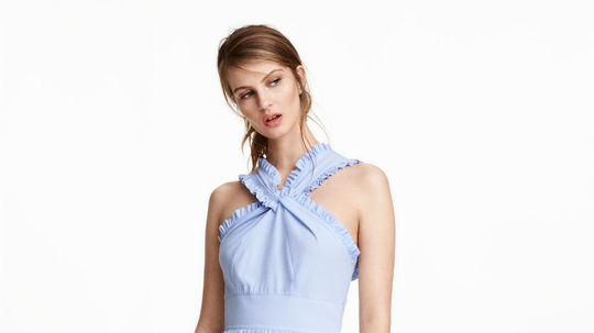 Dámske šaty H&M - predávajú sa za 59,99 eur. 