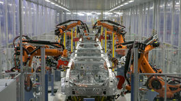 Prezident Zväzu automobilového priemyslu SR: Tretinu robotníkov nahradia roboty
