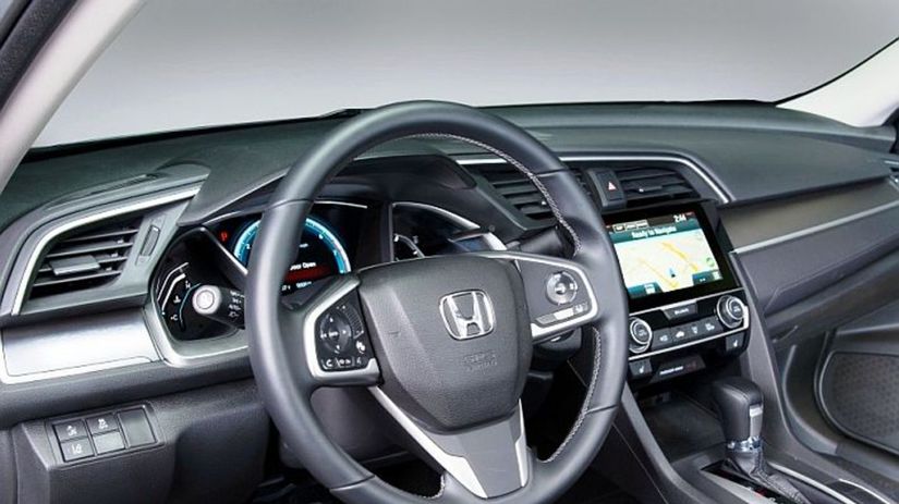 Interiér 5-dverového Civicu Honda síce...