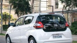 Fiat Mobi - 2016