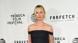 Široké nohavice podľa hviezd: Ako ich nosiť v 30-ke, 40-ke či 60-ke?