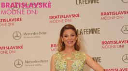 Moderátorka Stanislava Pavolová v šatách Marmare. 