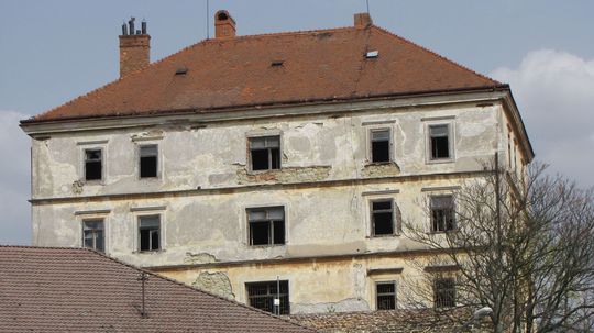 Na dokončenie obnovy kaštieľa v Žarnovici treba ešte 1,24 milióna eur, pomôcť môžu len externé zdroje