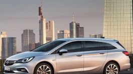 Opel-Astra Sports Tourer-2016-1024-01