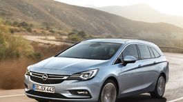 Opel-Astra Sports Tourer-2016-1024-06