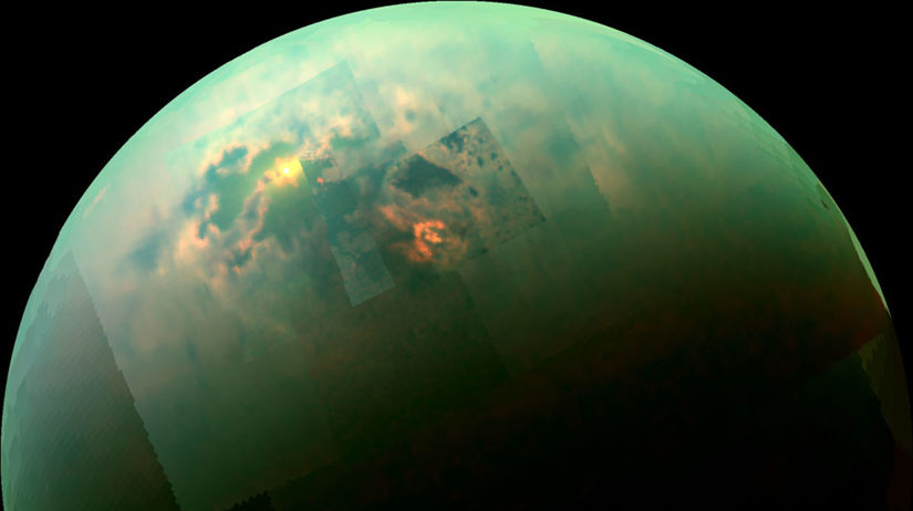 Mesiac, Titan, planéta