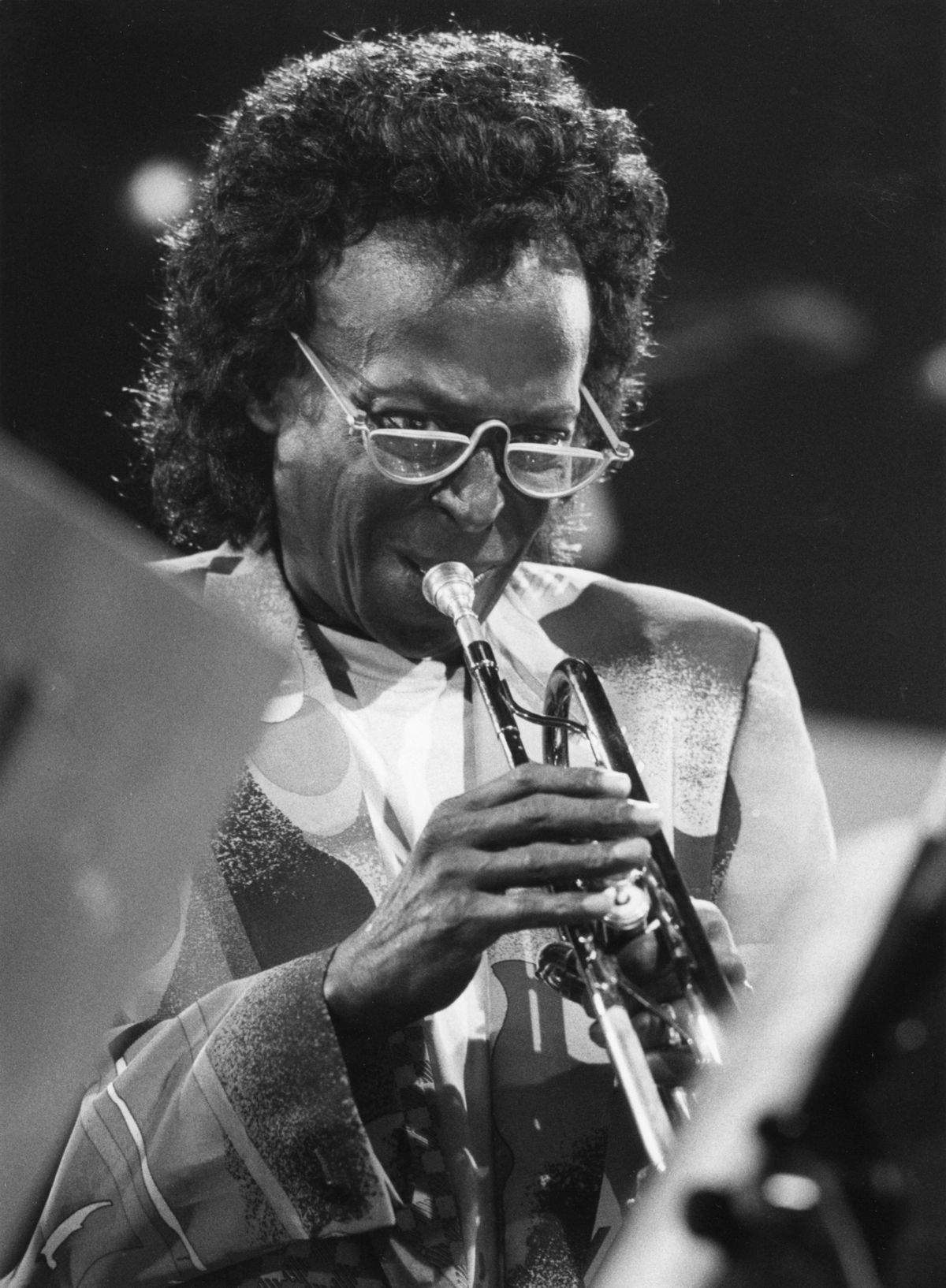 Miles Davis počas koncertu vo Švajčiarsku v...