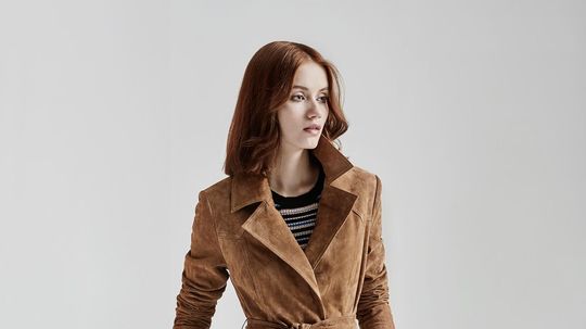 Kombinácia denimu a semišu evokuje retro náladu...